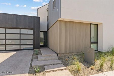 New construction Single-Family house 1329 E Pomelo Grove Lane, Phoenix, AZ 85014 - photo 2 2
