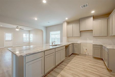 New construction Single-Family house 2214 Thunderbolt Peak Drive, Rosharon, TX 77583 1668- photo 24 24