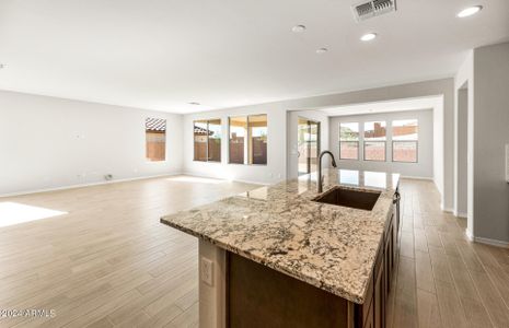 New construction Single-Family house 7206 W Gambit Trail, Peoria, AZ 85383 Parklane- photo 11 11