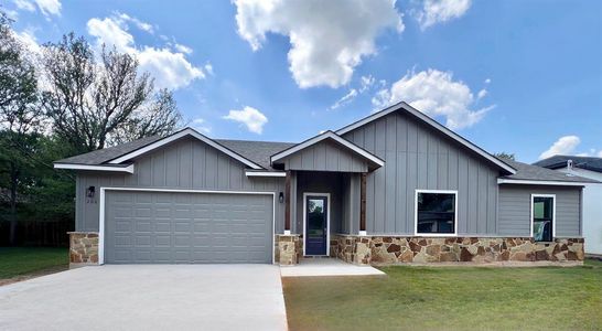 New construction Single-Family house 206 Waikakaaua Dr, Bastrop, TX 78602 - photo 0