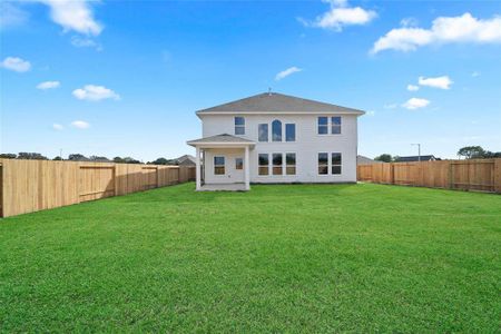 New construction Single-Family house 133 Bayou Bend Boulevard, Angleton, TX 77515 - photo 22 22