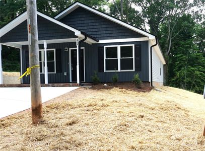 New construction Single-Family house 214 James Street, Kannapolis, NC 28083 - photo 1 1