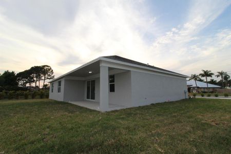 New construction Single-Family house 5632 Nw Crocus Avenue, Port Saint Lucie, FL 34986 - photo 12 12