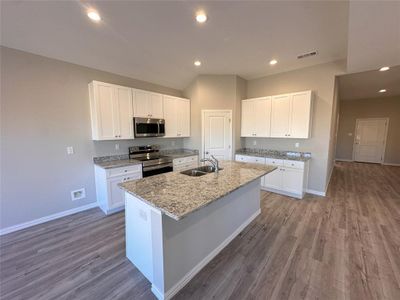 New construction Single-Family house 4802 Delano Street, Greenville, TX 75401 - photo 5 5