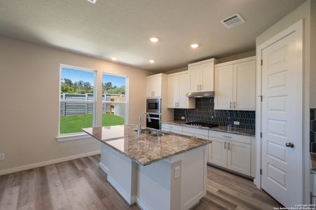 New construction Single-Family house 15411 Ivory Hills, San Antonio, TX 78247 Oakville- photo