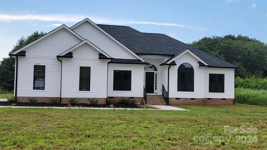 New construction Single-Family house 5521 Harvest Hills Road, Bessemer City, NC 28016 - photo 0