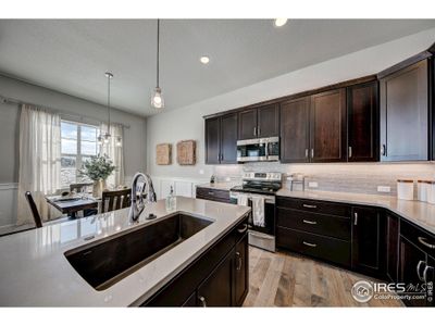 New construction Townhouse house 4167 Trapper Lake Dr, Loveland, CO 80538 - photo 1 1