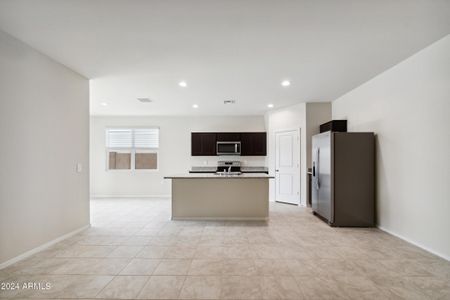 New construction Single-Family house 35342 N Breezy Lane, San Tan Valley, AZ 85140 - photo 11 11