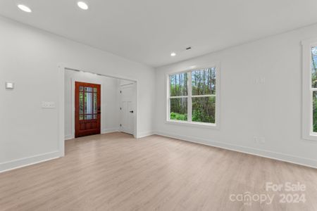 New construction Single-Family house 1401 Caldwell Williams Road, Charlotte, NC 28216 - photo 14 14
