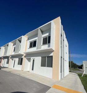 New construction Townhouse house 24600 Sw 129Th Ave, Unit 3, Homestead, FL 33032 - photo 9 9