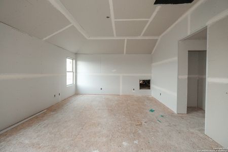 New construction Single-Family house 7007 Pioneer Rock, San Antonio, TX 78253 Dogwood - 30' Smart Series- photo 6 6