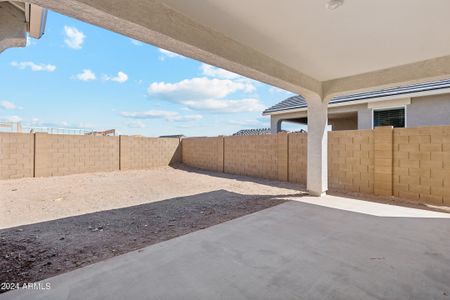 New construction Single-Family house 40984 W Sunland Drive, Maricopa, AZ 85138 - photo 17 17