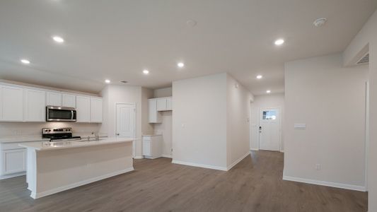 New construction Single-Family house 104 Heatherwood Terrace, Marble Falls, TX 78654 - photo 23 23