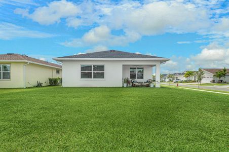 New construction Single-Family house 473 Twisted Bark Way, Port St. Lucie, FL 34984 - photo 16 16