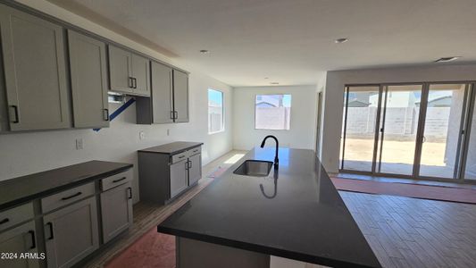 New construction Single-Family house 2028 E Lariat Avenue, San Tan Valley, AZ 85140 Violet Homeplan- photo 17 17