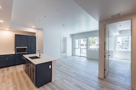 New construction Apartment house 3131 N Central Avenue, Unit 4013, Phoenix, AZ 85012 - photo