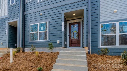 New construction Townhouse house 1612 Levy Way, Charlotte, NC 28205 Rockwell- photo 2 2