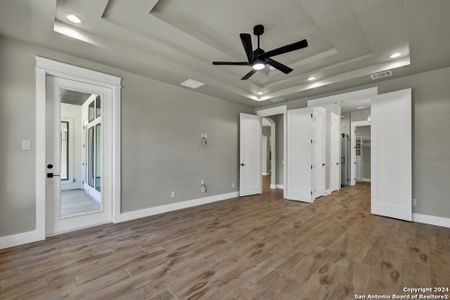 New construction Single-Family house 1180 Winding Creek Trl, Spring Branch, TX 78070 - photo 22 22