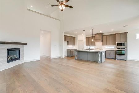 New construction Single-Family house 7116 Accipiter Drive, Fort Worth, TX 76179 Evelyn - photo 21 21