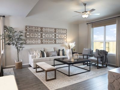 Heights of Barbers Hill by Meritage Homes in Mont Belvieu - photo 15 15