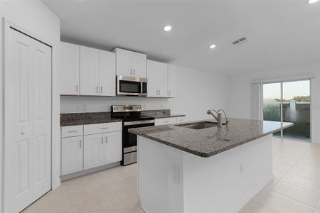 New construction Single-Family house 11205 Linden Depot Road, San Antonio, FL 33576 - photo 27 27