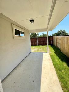 New construction Single-Family house 132 Riverhill Dr, Georgetown, TX 78628 - photo 30 30