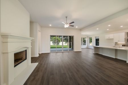 New construction Single-Family house 3305 Emerald Lake Path, Georgetown, TX 78628 - photo 10 10