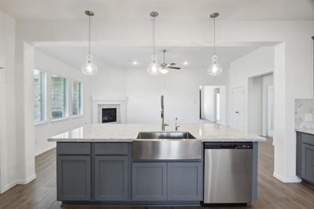 New construction Single-Family house 7410 Oakmont Avenue, Mont Belvieu, TX 77523 - photo 12 12