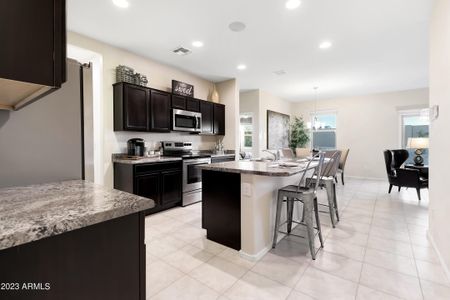 New construction Single-Family house 35745 W San Ildefanso Avenue, Maricopa, AZ 85138 - photo 4