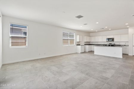 New construction Single-Family house 40090 W Shaver Drive, Maricopa, AZ 85138 Palo Verde- photo 4 4
