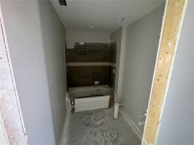 New construction Single-Family house 2215 E Main Street, Lakeland, FL 33801 - photo 18 18