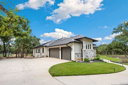New construction Single-Family house 719 Post Oak Ridge Way, Bulverde, TX 78163 - photo 26 26