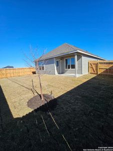 New construction Single-Family house 608 Angus Drive, Seguin, TX 78155 The Aspen- photo 16 16