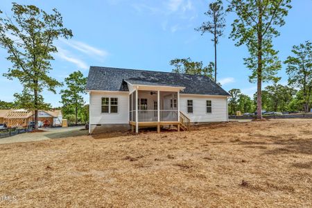 New construction Single-Family house 254 Dry Branch Drive, Kenly, NC 27542 - photo 27 27