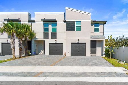 New construction Townhouse house 4062 Hot Springs Avenue, Palm Springs, FL 33461 - photo 1 1