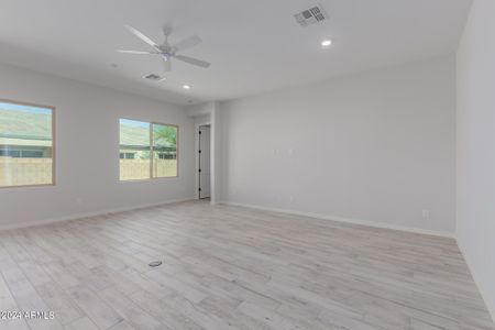 New construction Single-Family house 17210 W Manzanita Drive, Waddell, AZ 85355 - photo 4 4