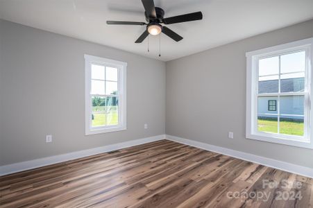 New construction Single-Family house 283 North Brook Iii School Road, Unit 16, Stanley, NC 28164 - photo 14 14