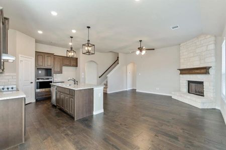 New construction Single-Family house 4369 Sun Meadow Drive, Joshua, TX 76058 Concept 2440- photo 31 31