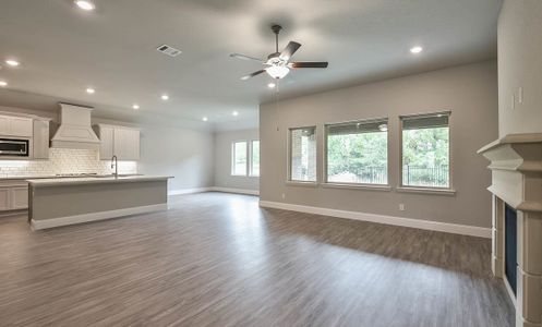 New construction Single-Family house 4423 Falcon Lake Drive, Manvel, TX 77578 - photo 8 8