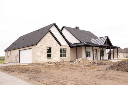 New construction Single-Family house 5850 W Sky Hawk Trail, Royse City, TX 75189 - photo 0 0