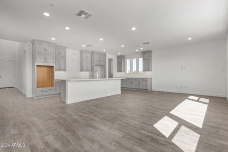 New construction Single-Family house 12019 W Parkway Lane, Avondale, AZ 85323 - photo 8 8
