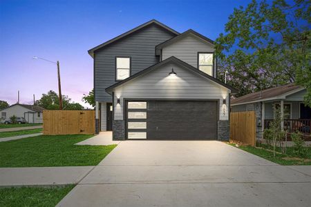 New construction Single-Family house 7937 Fields Street, Houston, TX 77028 - photo