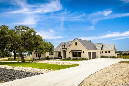 New construction Single-Family house 155 Gauntlet, Spring Branch, TX 78070 - photo 52 52