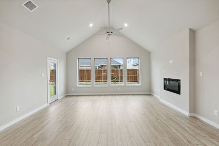 New construction Single-Family house 5521 High Bank Road, Fort Worth, TX 76126 - photo 6 6