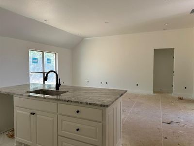 New construction Single-Family house 153 Graystone Drive, Weatherford, TX 76088 - photo 5 5