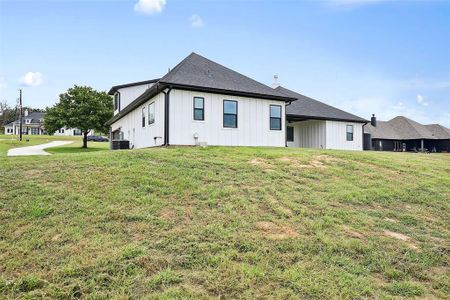 New construction Single-Family house 120 Grace View Road, Weatherford, TX 76088 - photo 35 35