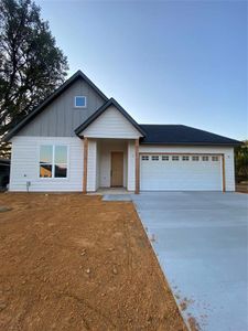 New construction Single-Family house 2205 San Saba Court, Granbury, TX 76048 - photo 0