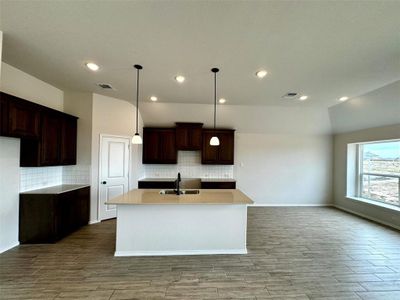 New construction Single-Family house 4444 Brentfield Drive, Fort Worth, TX 76036 Concept 1660- photo 2 2