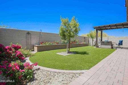 New construction Single-Family house 8747 W San Juan Avenue, Glendale, AZ 85305 - photo 11 11