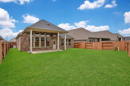 New construction Single-Family house 19014 Andalusian Glen Lane, Tomball, TX 77377 - photo 25 25
